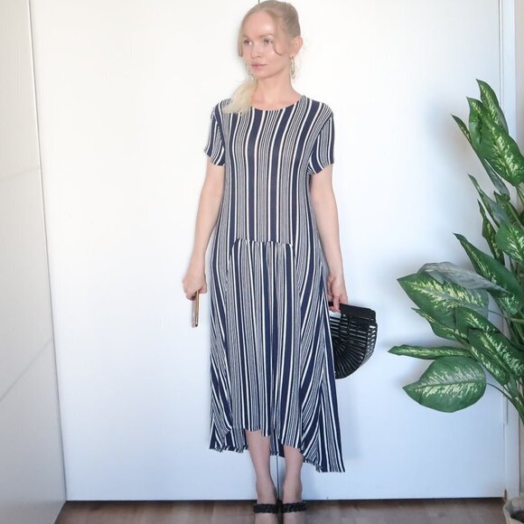 Zara Navy & White Striped Knitted Short Sleeve Loose Fit Maxi Dress Size M - Picture 11 of 12